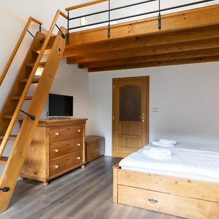 Pension Slunecnice & Panorama Restaurace Farma Guest house