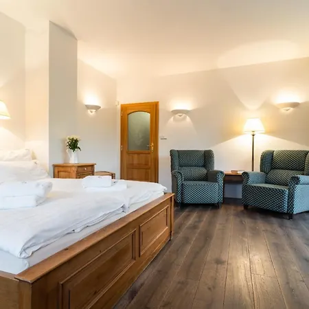 Pension Slunecnice & Panorama Restaurace Farma Guest house