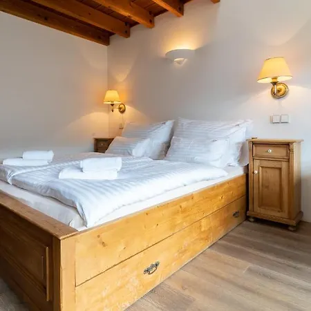 Pensjonat Slunecnice & Panorama Restaurant Farma 3*