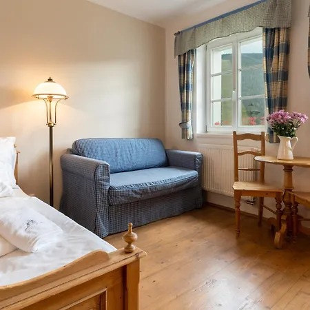 Guest house Pension Slunecnice & Panorama Restaurace Farma