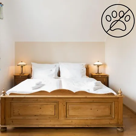 Guest house Pension Slunecnice & Panorama Restaurace Farma
