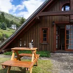 Slunecnice & Panorama Restaurant Farma 3*