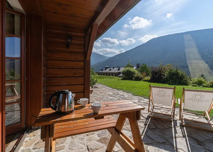 Pensionat Slunecnice & Panorama Restaurant Farma 3*